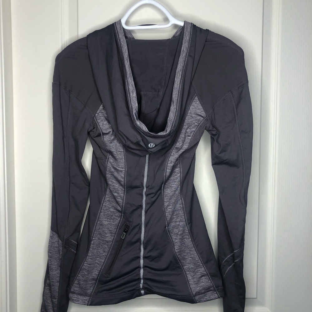 Grey Lulu Lemon Athletic Long Sleeve